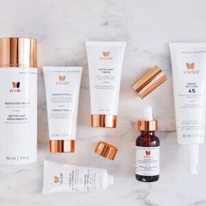 Vivier Skin Brighten & Restore Program (Non-HQ) (New in Bag ; BB Mar2027)